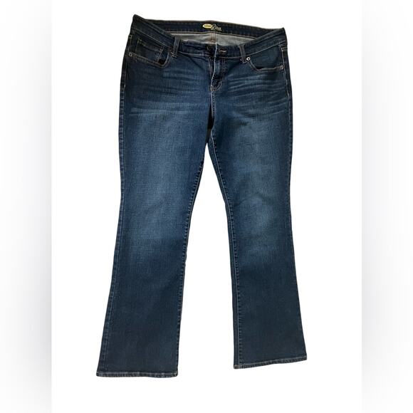 Old Navy The Diva Flare Leg Jeans - Picture 3 of 9